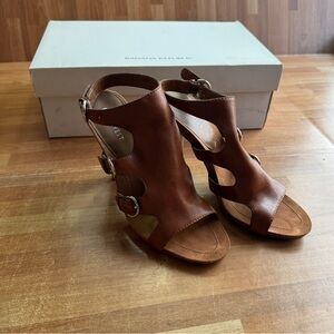 Nine West heeled gladiator sandals , brown leather . Size 7.5, high heels